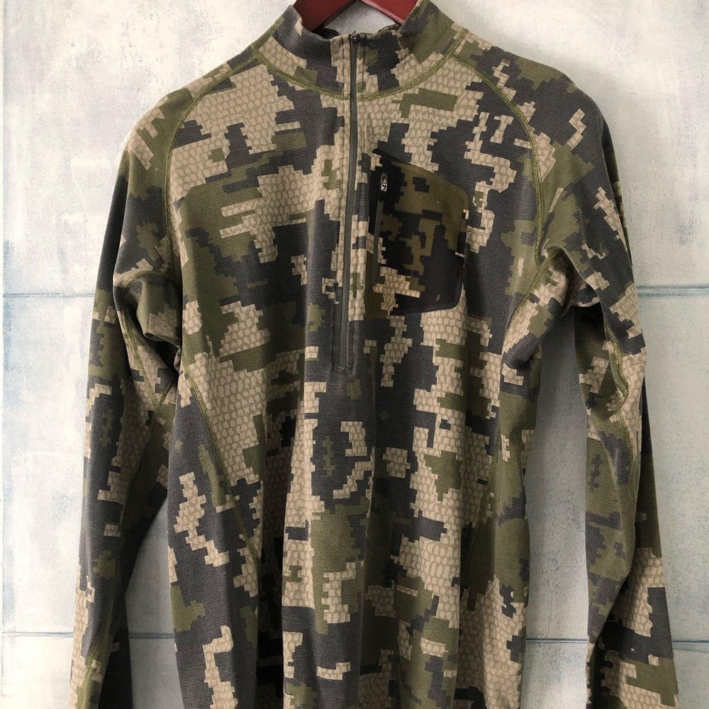 KUIU Pro Merino Hunting Camo Shirt